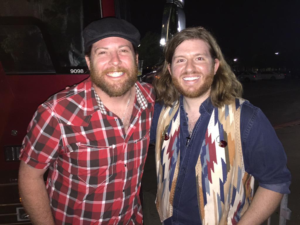 #NationalSibilingDay with my brother from @tylernthetribe #Twinning