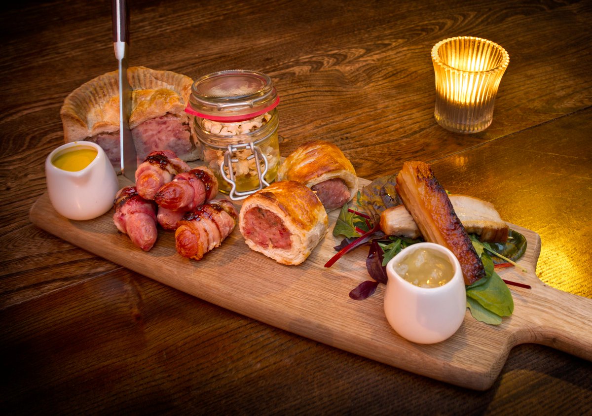 We're open at 10.30am this morning for pre match 'nose-bag' and fine ales....
<a href="/dcfcofficial/">Derby County</a> <a href="/derbycounty/">Derby County</a> <a href="/VisitDerby/">Visit Derby</a>