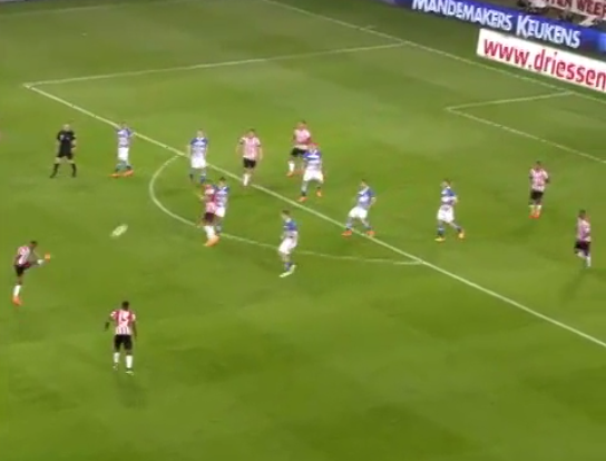 Golazo: Joshua Brenet makes his own awesome dipping volley v PEC Zwolle 101greatgoals.com/blog/golazo-jo…