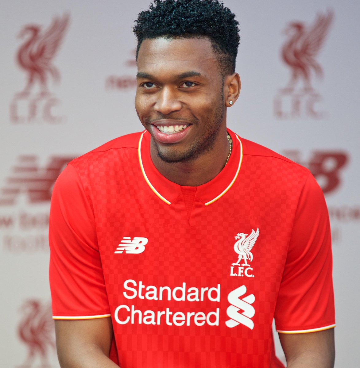 Winning the FA Cup this season would be 'huge' for #LFC, explains @D_Sturridge: liverpoolfc.com/news/latest-ne…