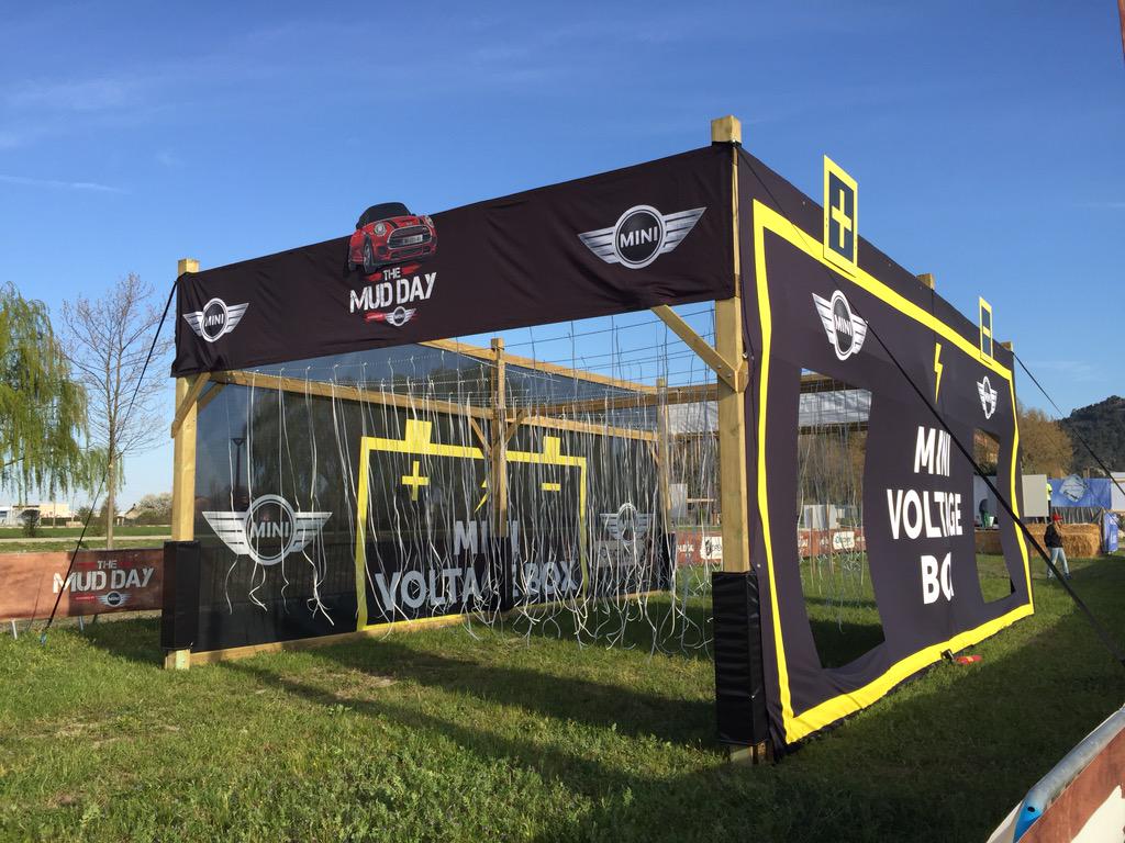 antoinecoquet's tweet photo. #MudGuyMini #essais @MINI_Officiel @TheMudDay by @auditoire http://t.co/J4Ed3ZEfu9