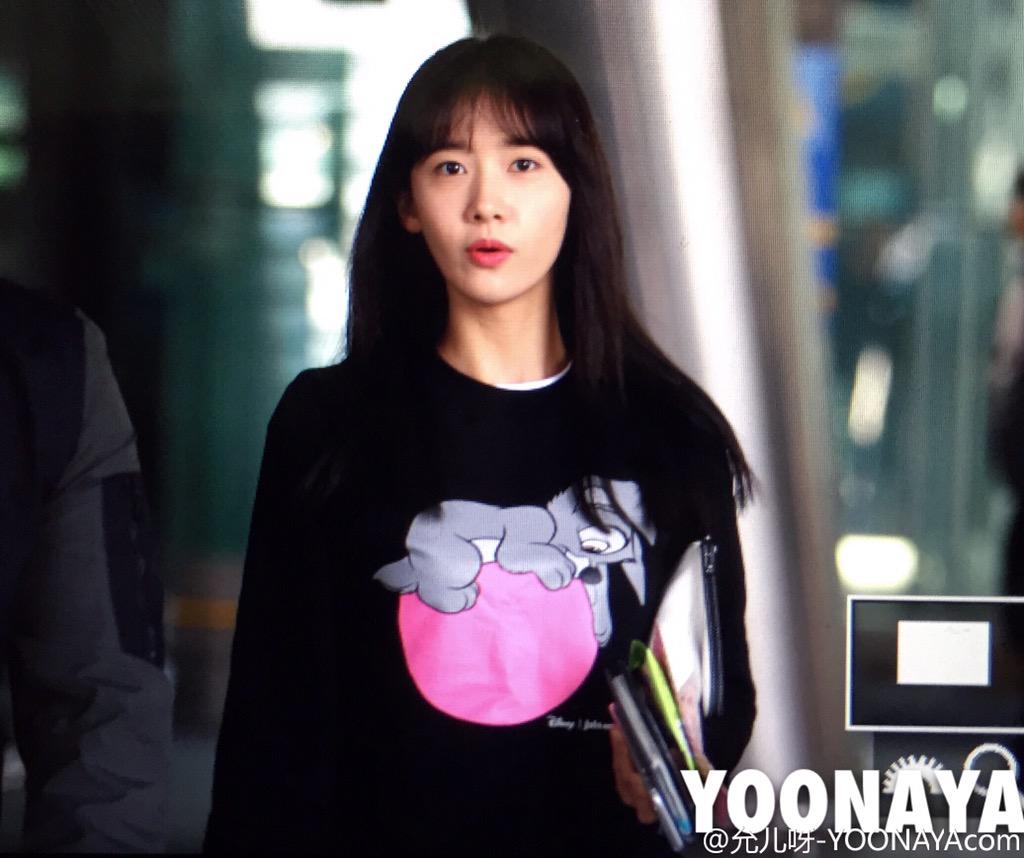 [PIC][11-04-2015]YoonA trở về Hàn Quốc vào trưa nay CCSK6i8UsAAPARx