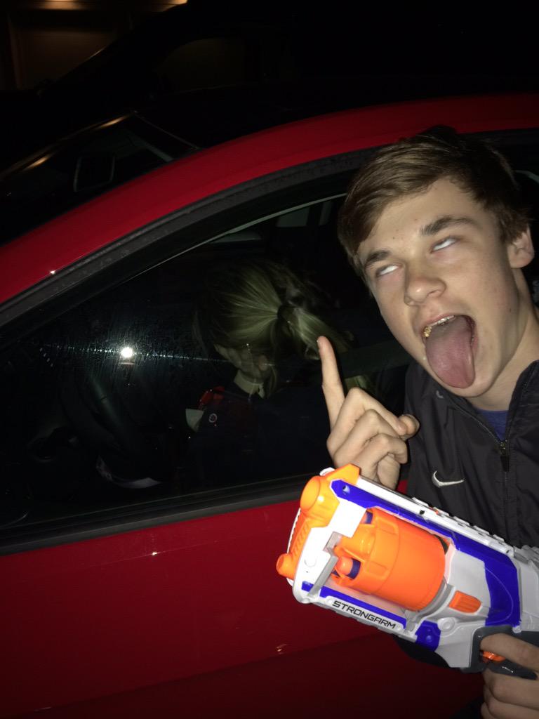 NlaGhostBusters's tweet photo. Megan killed and 11:20 revive at 3:20 @NLA_Nerf @MeganBecken http://t.co/rtTXEYADcb