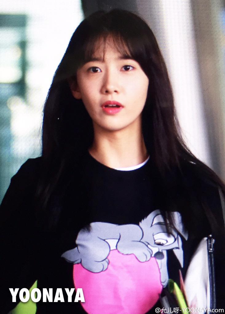 [PIC][11-04-2015]YoonA trở về Hàn Quốc vào trưa nay CCSKuQ5UkAMspgc