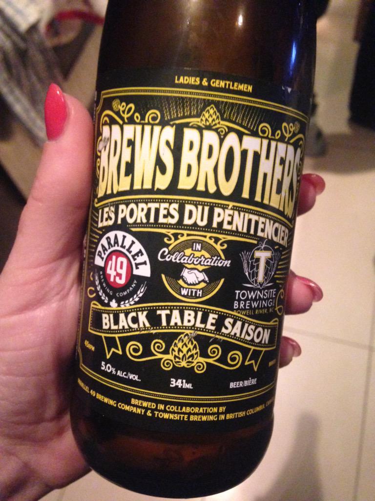 birdingdolly's tweet photo. @townsitebrewing and @Parallel49Beer this is a solid #beer! Great flavours. It's honestly one of my favs for sure. http://t.co/VD858oHAGT