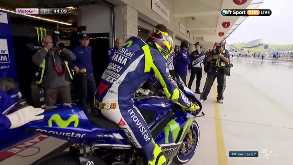 scott46rea's tweet photo. @ValeYellow46 Cota circuit, Austin Friday, First free practice. 👊🙌 #VR46 #AmericasGP @MotoGP http://t.co/9TgnECAqCT