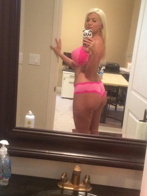 What a busy day today I was double booked for @DevilsFilmXXX &amp; @worldsbestporn but it was fun!!! http://t<a href="/tag/analqueen"class="tags"><span>#analqueen</span></a>