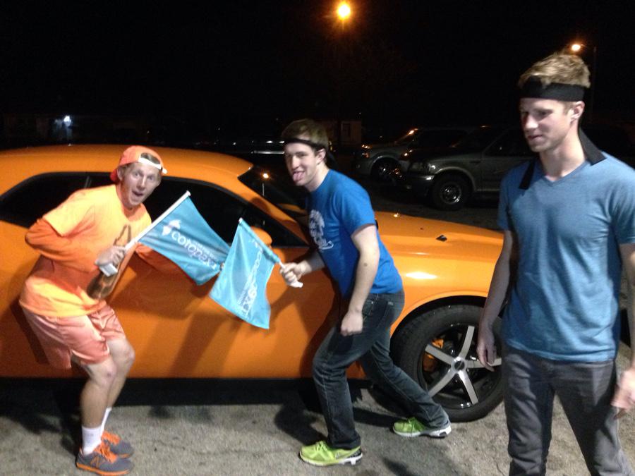 hkclimber's tweet photo. Hot wheels... And hot clothes #orangugladyousawthiscar #questival #QSLC #ComoTeLlama http://t.co/2bhIt6rq8B