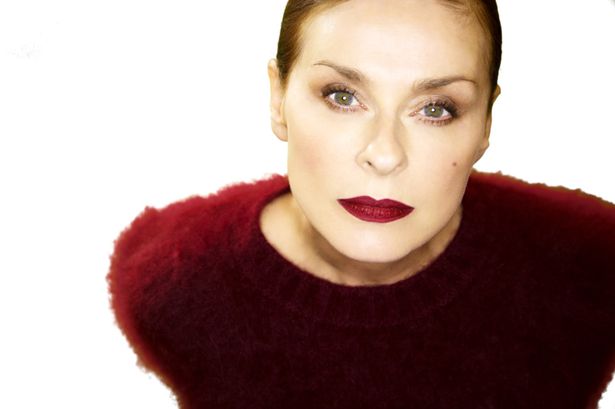 Good morning and happy birthday to singers Lisa Stansfield (49) and (28). 