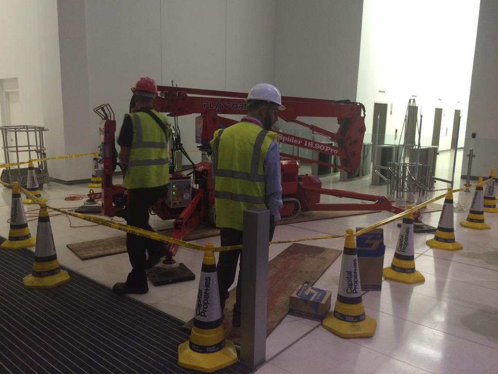 HeavyPetalUK's tweet photo. Some construction shots at @Spinningfields #hardmanst @TysonLighting @DrewTyson @chan25TL @nbackdrop http://t.co/o9xGsysKxy