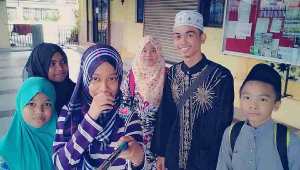 LZaack tweet picture