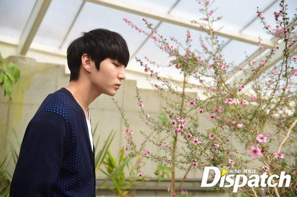 CCSqvqrVIAAsOac.jpg:large