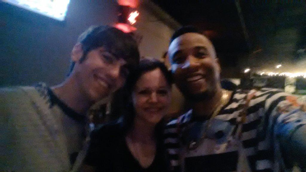 DaRealKutBoi's tweet photo. Had a good ass night with my best bro @burkevol86 and his beautiful boo #kutdafool #nightlife #goodtimes http://t.co/XXrsRJqKy8