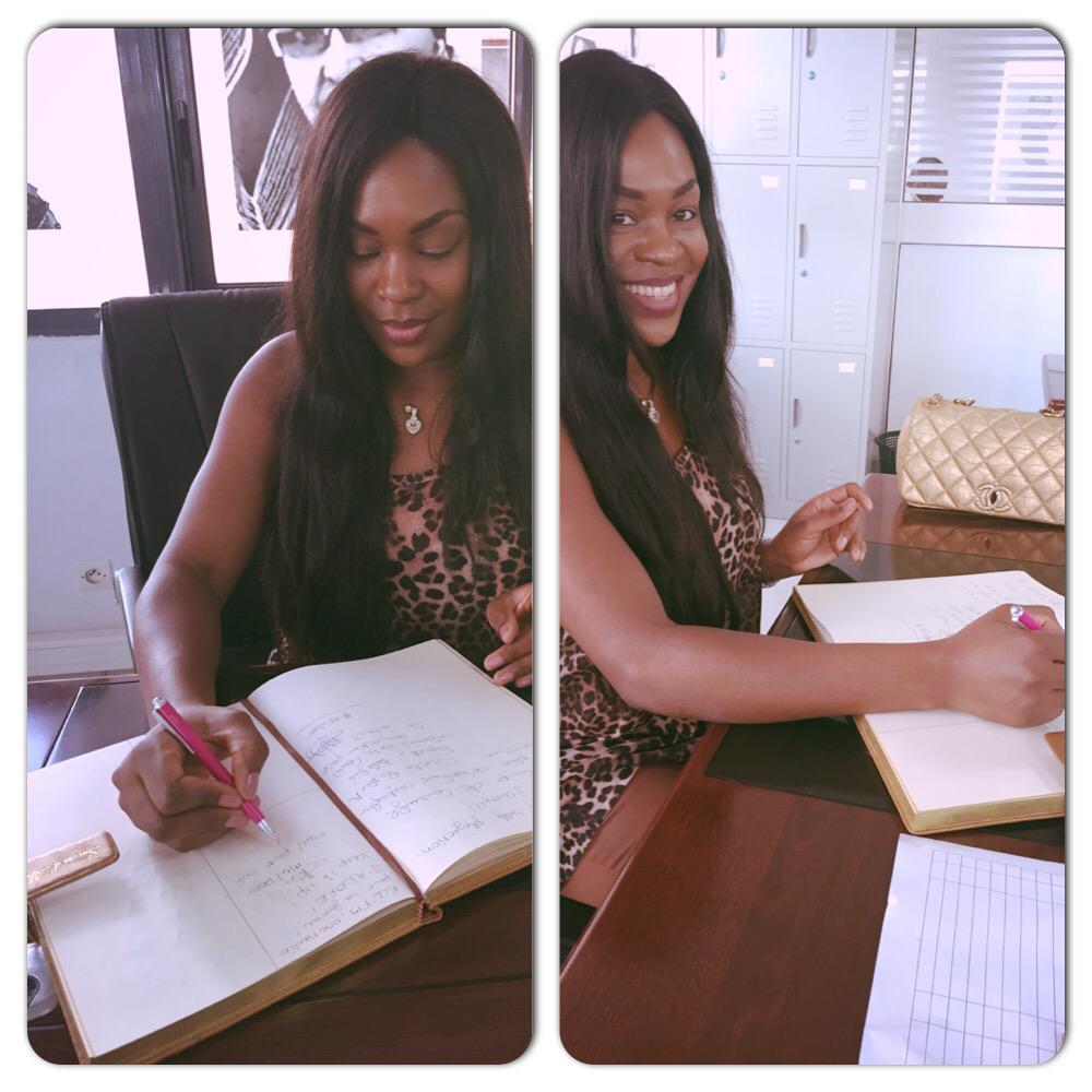 mcmolu's tweet image. Had such a great time @ #EllFm #Radio this AM. Thank you for having me. #LivreDOr