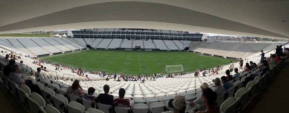 FielNaAlma's tweet image. 'Alçapão' em Itaquera deixa Corinthians à beira de recorde mundial de invencibilidade em casa. cliqu.ee/CY3e4eLa