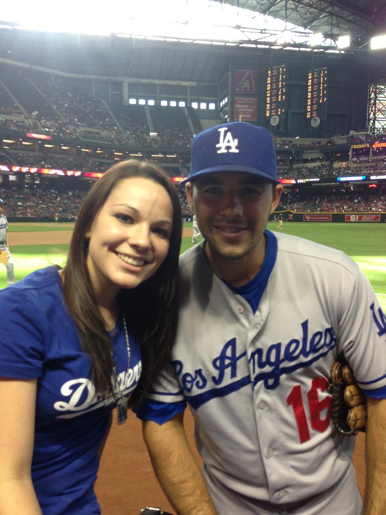 HAPPY LATE BIRTHDAY TO ANDRE ETHIER! Can\t wait to watch you play tonight. This az girl bleeds blue 