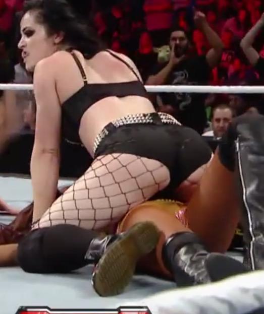 #PaigesHouse #MyHouse #scream4me #RealPaigesAss #PaigesAss #PaigeAppreciationDay #WWE