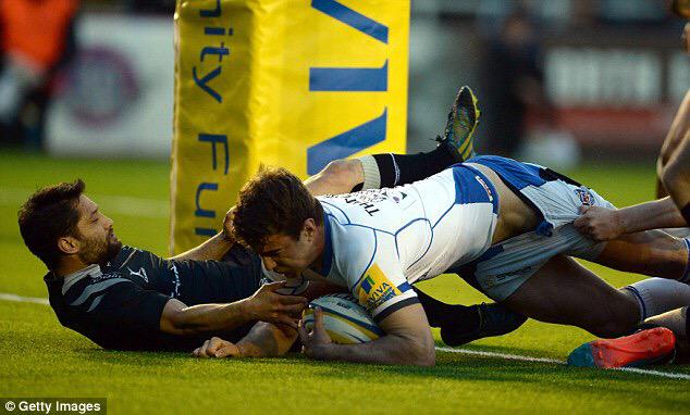 eatsleeprugby's tweet photo. Bath made it 10 wins in a row at Kingston Park beating Newcastle 19-29 and moving to 2nd in the premiership table. http://t.co/XI6rgwIfqK