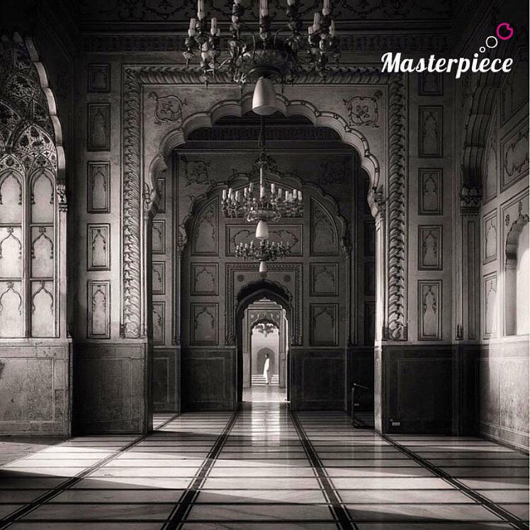 ig_masterpiece's tweet photo. Stunning capture featured @ig_masterpiece. Shot by @BaberAfzal Congratulations! http://t.co/BlY9Ngokdc