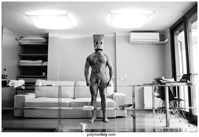 Parezco el malo de #residentevil y #SilentHill @HeyPolymerboy #Siniestro #bolsa #nakedman #photography<a href="/tag/residentevil"class="tags">#residentevil</a><a href="/tag/silenthill"class="tags">#SilentHill</a><a href="/tag/photography"class="tags"><span>#photography</span></a><a href="/tag/bolsa"class="tags"><span>#bolsa</span></a><a href="/tag/nakedman"class="tags"><span>#nakedman</span></a><a href="/tag/siniestro"class="tags"><span>#siniestro</span></a>