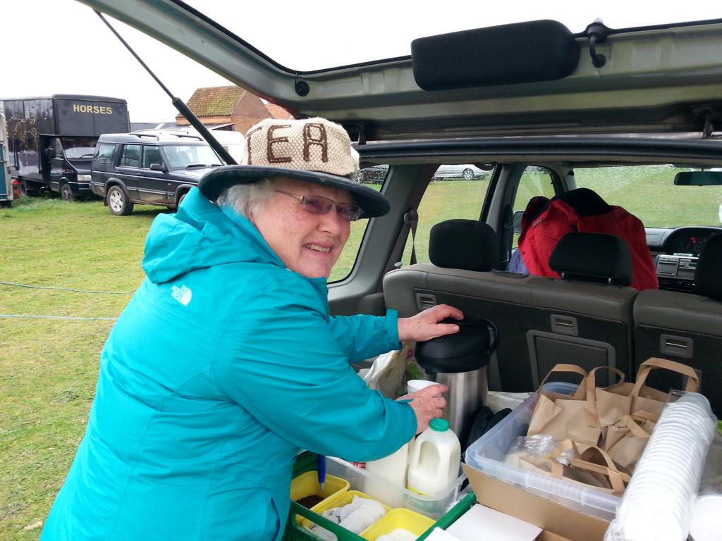 BaronHalpenny's tweet photo. It's the lovely ladies with the Tea & Coffee hats that keep @BEVolunteers refreshed at #NDHT15. @BEventing #HorseHour http://t.co/Gw0lTjyxL2