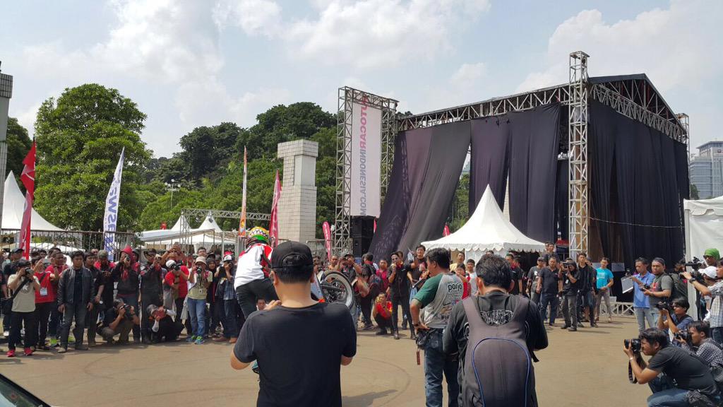 Mana lagi yg belum merapat ke #Parjo2015 . Ditunggu ya!