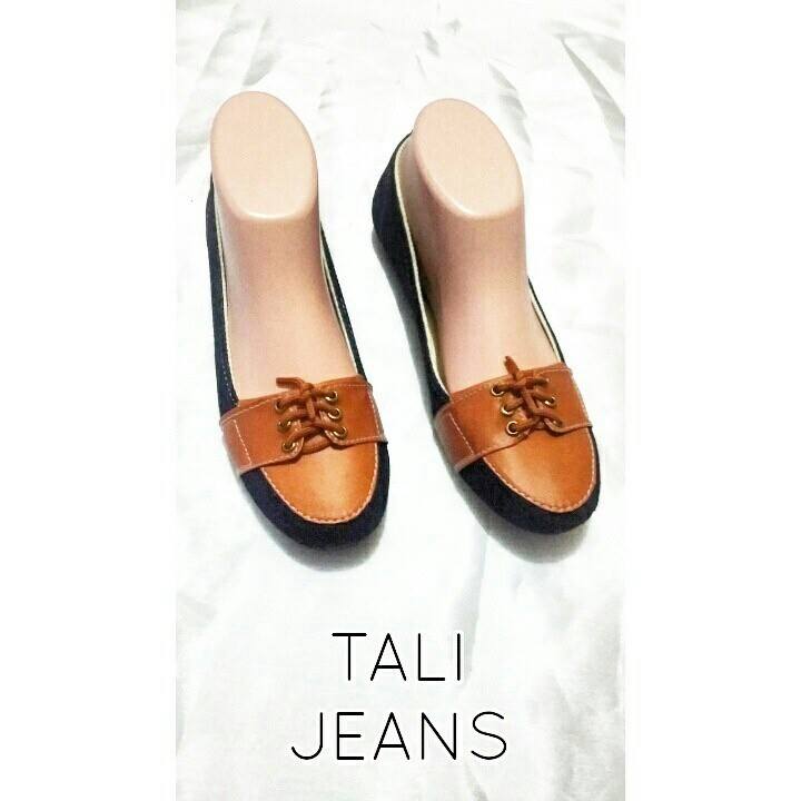 yesymasha's tweet photo. flatshoes murah flatshoes 40rb beli 3 disc 5% http://t.co/XaYpZnm6uH