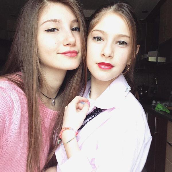 yuksoy's tweet photo. Kız kardeşim nasıl sizce 😁😁😁😁 http://t.co/jLL0rMJknf
