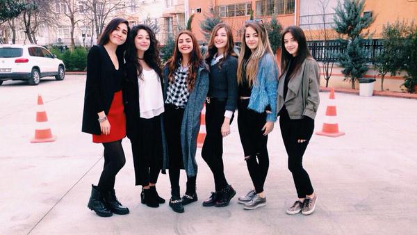 yuksoy's tweet photo. Bizim kızlar 😊😊😊😊😍😍�� http://t.co/rtYWakFFTV