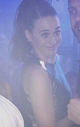 saminrl's tweet photo. katys iconic faces at coachella http://t.co/ZjXNGXWvhi