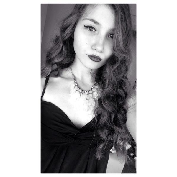 yuksoy's tweet photo. Düğünden bi kareee http://t.co/swSVGDcTB7
