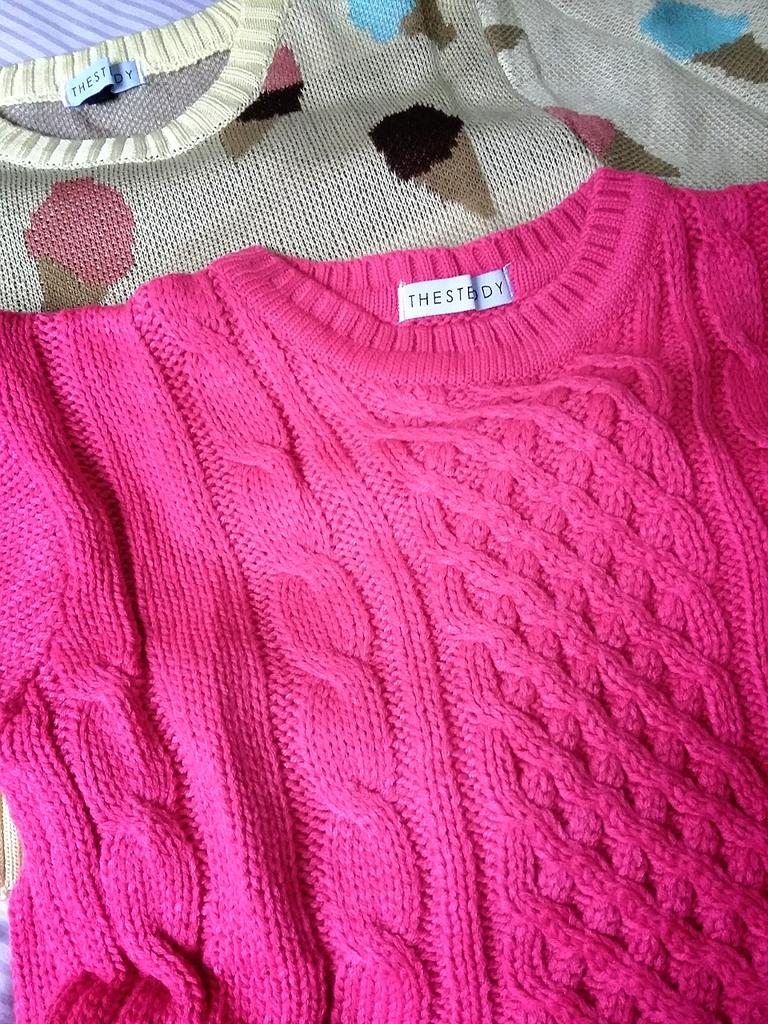 elleandrabeauty's tweet image. Thank you @SteddyStore buat sweaternyaaa..bagusss &amp;amp; bahannya juga very good quality. 😍😍😍😍😍