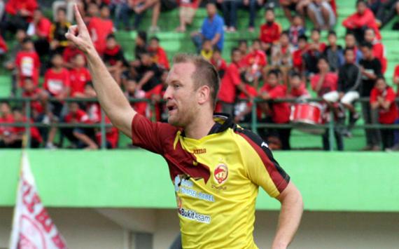 FT: PSM Makassar 3-3 Sriwijaya FC | LIVE Commentary - bit.ly/1DSIowN #ISL2015