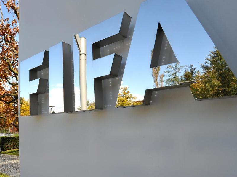 RT <a href="/VIVAbola/">VIVAbola</a>: FIFA Beri Peringatan Keras kepada Menpora dlvr.it/9LVy6T