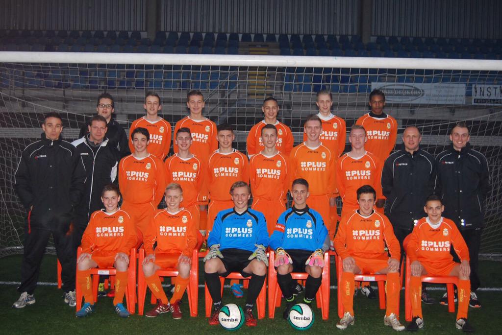 RBC U15 kan vanmiddag tegen JVOZ C2 de titel pakken in de 3e divisie D. Zie rbcvoetbal.nl/nieuws/0904201…. #rbcleeft!