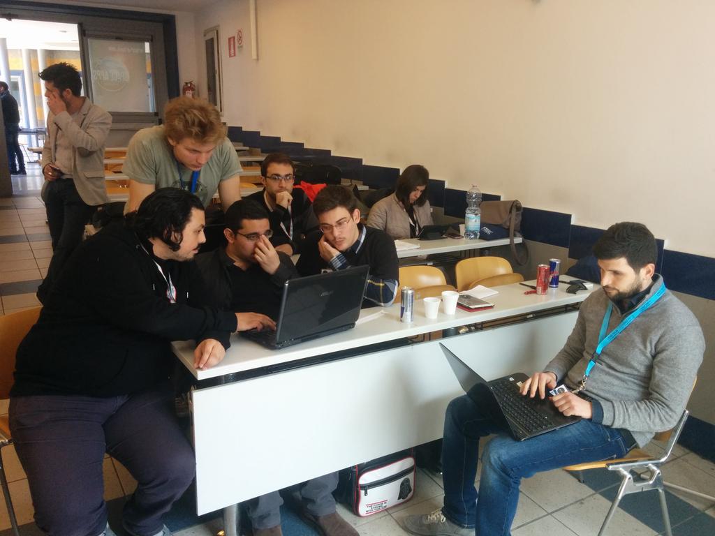 isac_napoli's tweet photo. http://t.co/KGxDQb973q