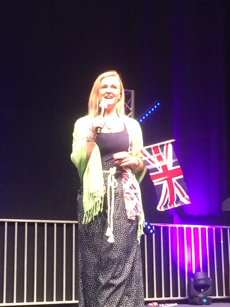 LouBarnacle's tweet image. Proud best friend moment, she is no.8 in the world and my amazing mentor xxx