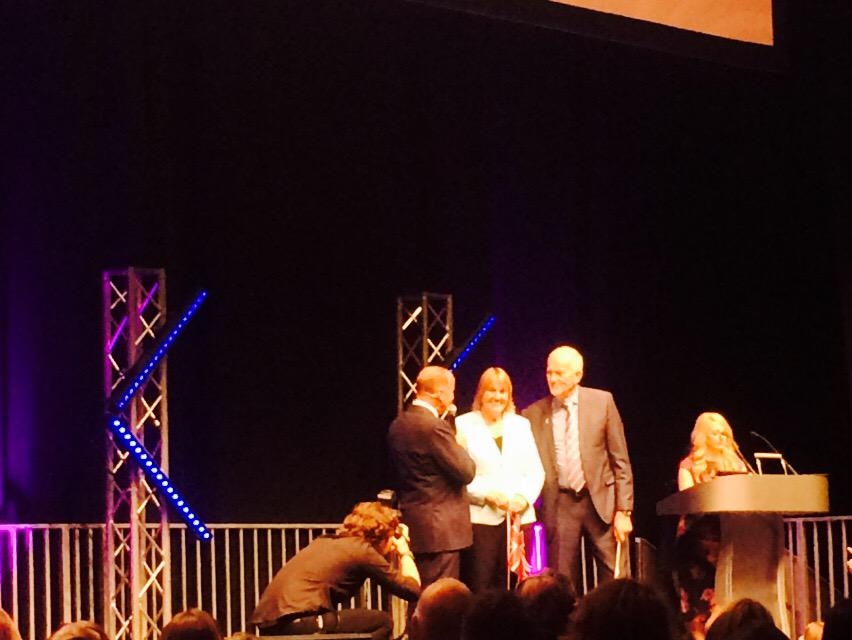 LouBarnacle's tweet image. Well done to our amazing mentors with the UK's biggest business, bring on Singapore @JayneLeach #SuccessDay