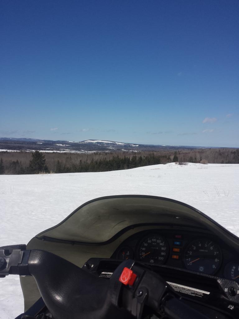 DaveGallant13's tweet photo. April 11th,2015. Beautiful day!!! Can't believe the snow is still here. http://t.co/IuR9rqRNvz