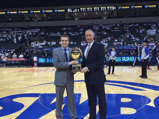 austin_spurs's tweet photo. Pregame presentation of Southwest Division Champions trophy. #goAustinSpursgo http://t.co/xktI86vAdN