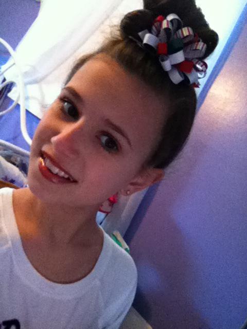 aj9004's tweet photo. Watch to see my makeup and hair http://t.co/KU2zhPjimC