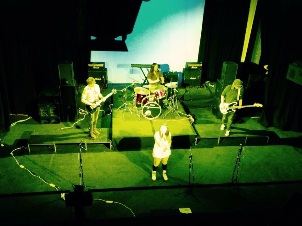 ManDownpPro's tweet photo. A bit late but we all had an amazing 6 days performing for different schools/colleges! Thank you all! http://t.co/tt1AIoALEF