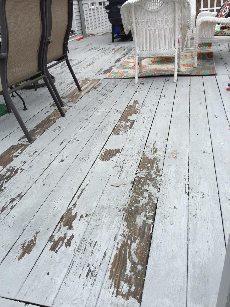 860benjamin's tweet image. #rustoleum #homedepot #deckover #rustoleumstinks
