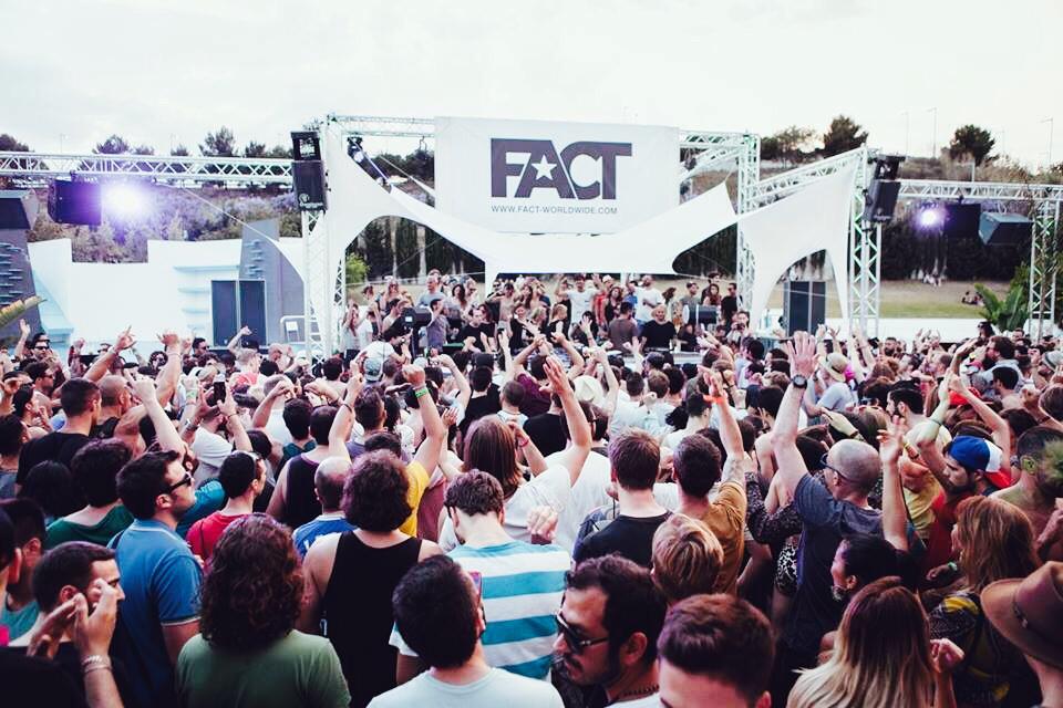 claudiusavuart's tweet photo. -70 days to Go! #FactMusicPoolSeries @FACTWW @mobilee +@NextWaveIbiza @MaceoPlex details: http://t.co/Dg78vIVAKr http://t.co/6tBIjnwrcs