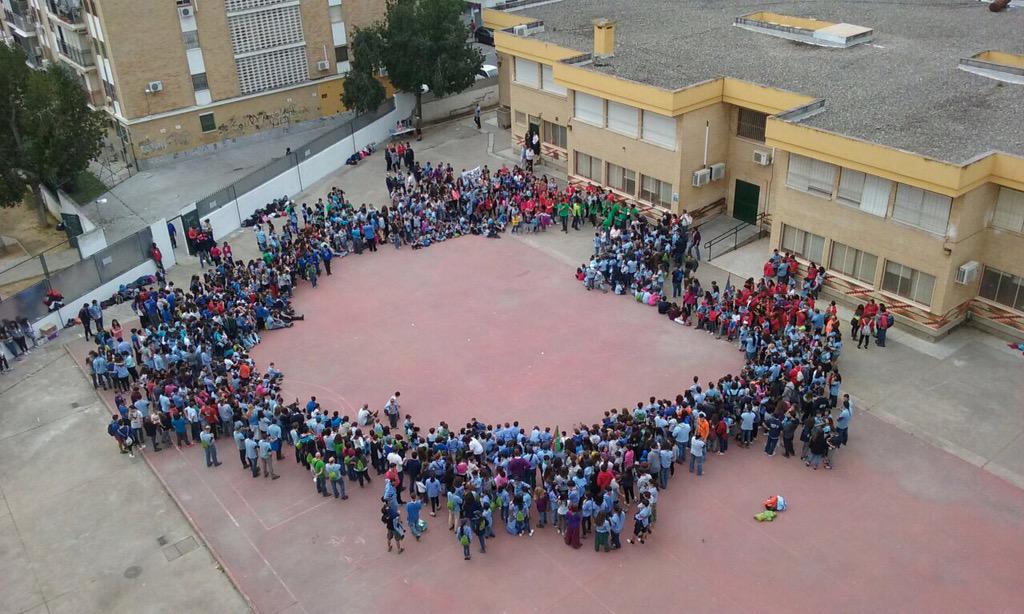 SCOUTSAND's tweet photo. 1.200 personas en #LaGranAcampada del #FestivalScoutAndalucía ¡ #SacaTuLadoScout ! http://t.co/84Iuka8lTu