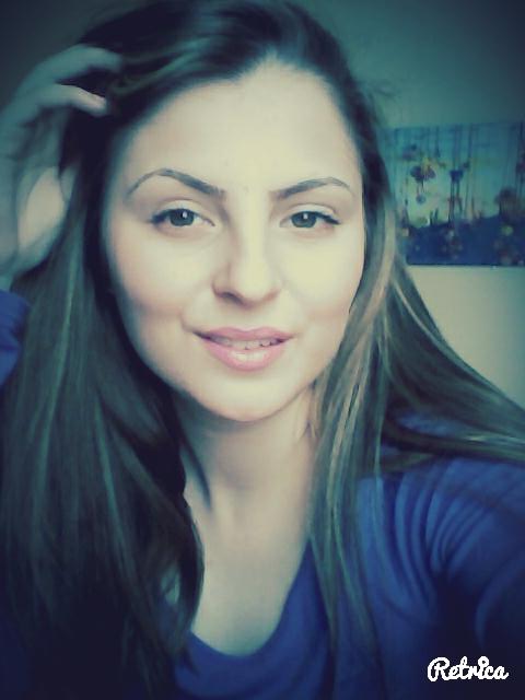 Mry2012's tweet image. Blue is better