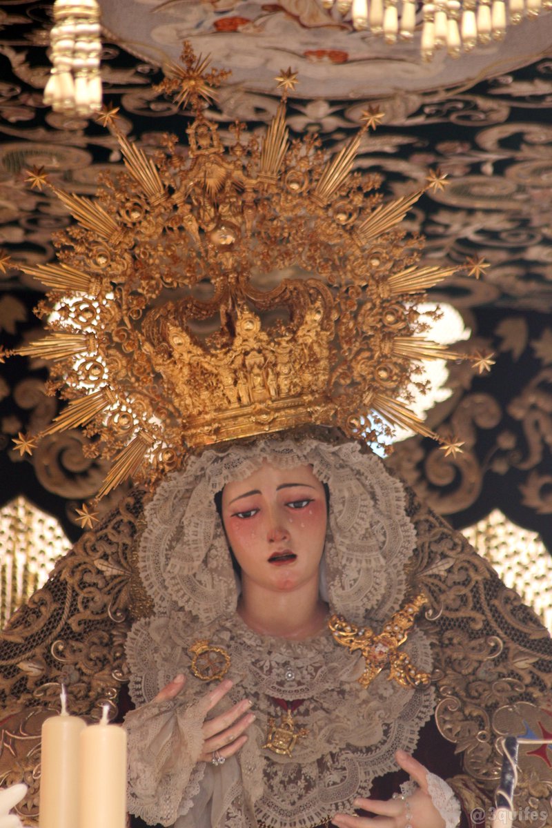 Sábado Santo en imágenes. #TDSCofrade flickr.com/photos/1321184…