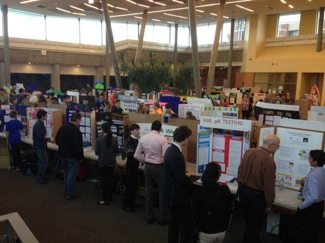TVDutch's tweet photo. Incredible turnout @Niagara_College for the Niagara Regional Science and Engineering Fair @NCMediaTech #NCfuture http://t.co/SapMqmLuK5