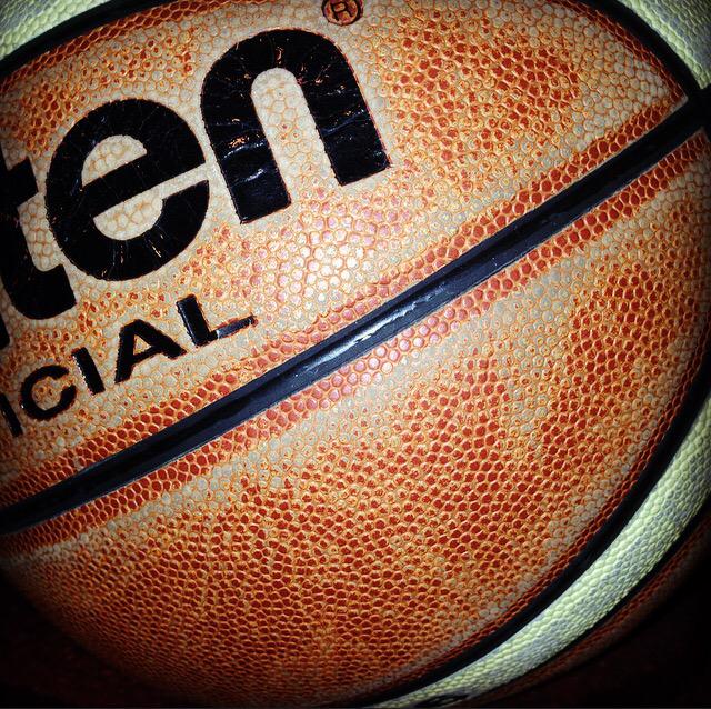 Maggyyy05's tweet photo. Let's gooo pikes!! #teampikes #missionrepeat #lastplayoffgame #fight❤️🏀❤️  @LoaDidric @LivinMyDream_ and ✊✊@mstowe43 http://t.co/KUhcNGbvKu