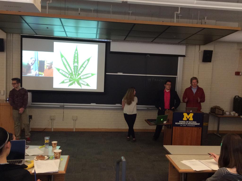 EnvGovernance's tweet photo. #legalizeit Continuing the discussion on the medical benefits of cannabis. #hashbash2015 #PitchapaLooza http://t.co/uGIA2W37Dp